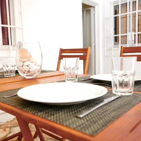 Ferienhaus House With 2 Bedrooms In With Furnished Terrace And Wifi 15 Km From The Beach Azeitão