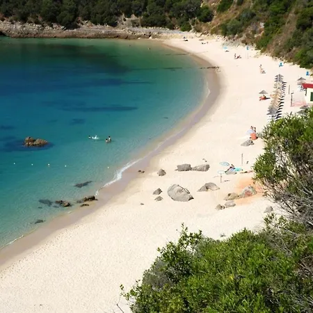 Ferienhaus House With 2 Bedrooms In With Furnished Terrace And Wifi 15 Km From The Beach
